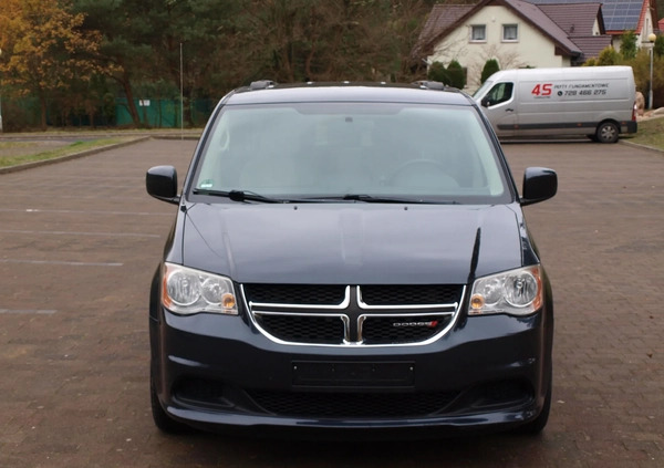 Chrysler Town &amp; Country cena 43900 przebieg: 195000, rok produkcji 2015 z Góra małe 781